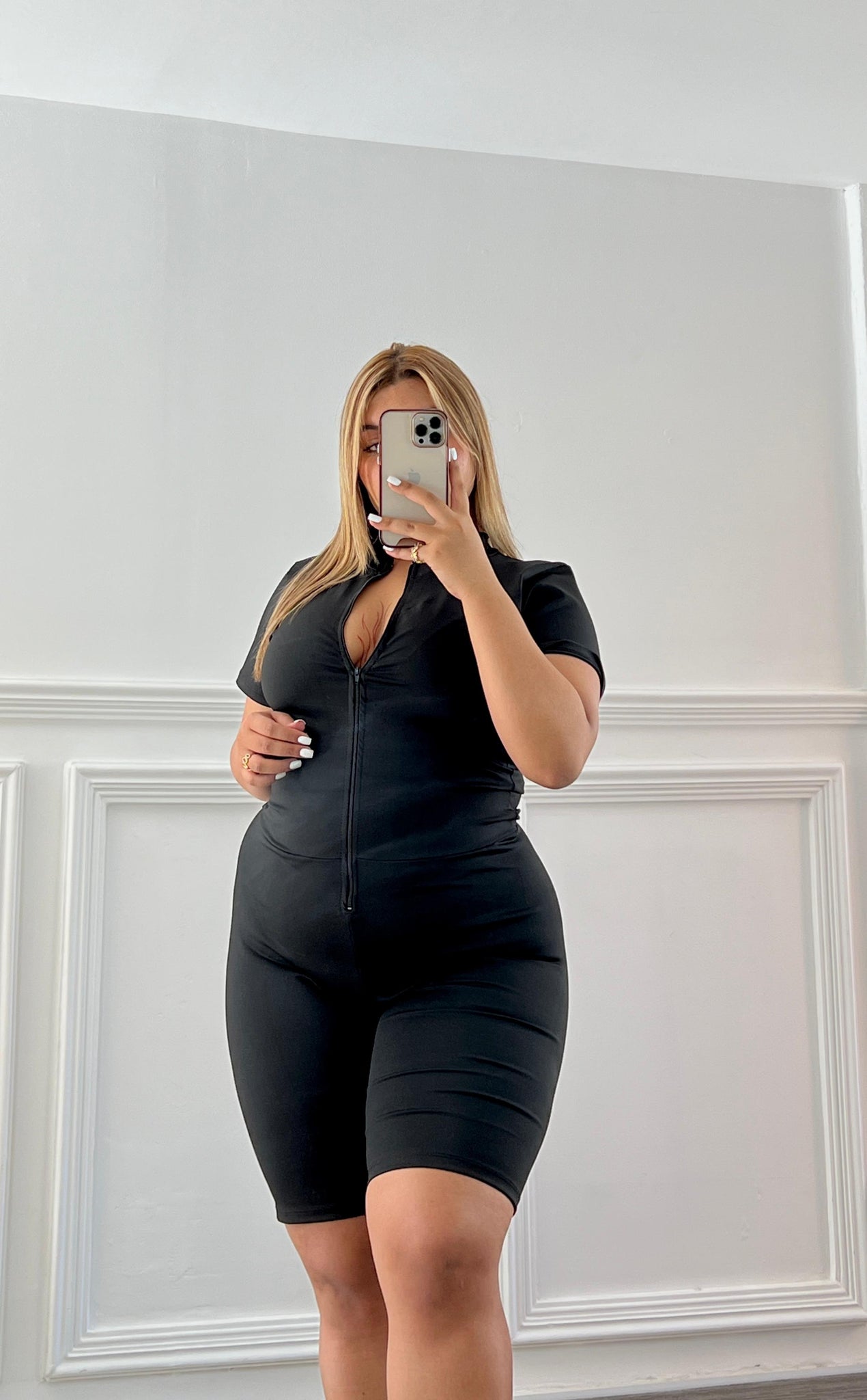 ENTERIZO CORTO MANGA C CIERRE PLUSS 5128