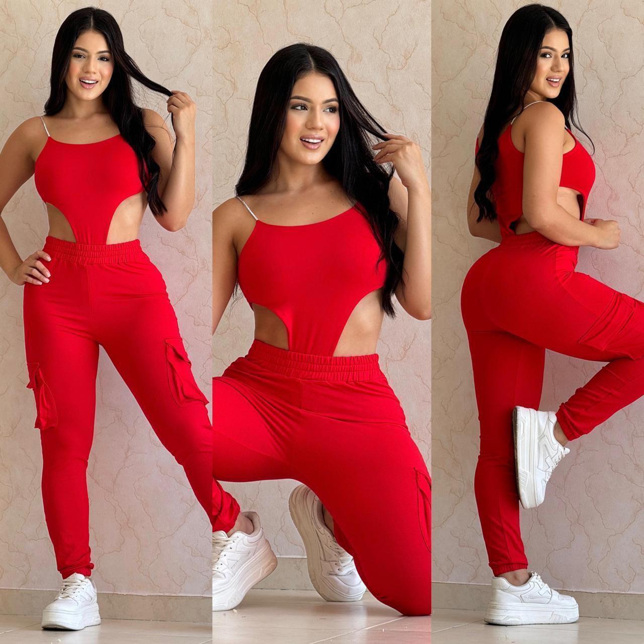 ENTERIZO TIPO CARGO BURDA